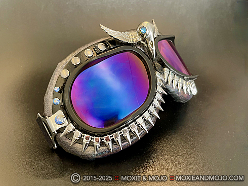 Moxie and Mojo Apocalypse Bird Goggles