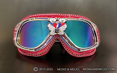 Moxie and Mojo Grateful Love Goggles