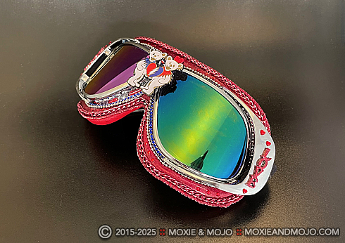 Moxie and Mojo Grateful Love Goggles
