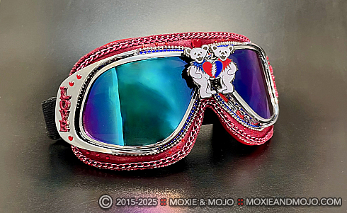 Moxie and Mojo Grateful Love Goggles