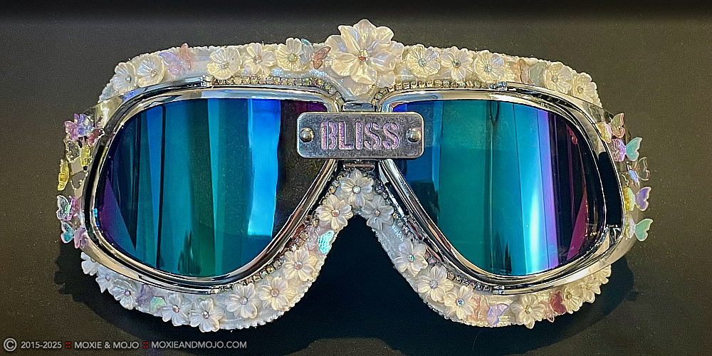Moxie & Mojo  :: Spring Bliss - Playa Bride 2023