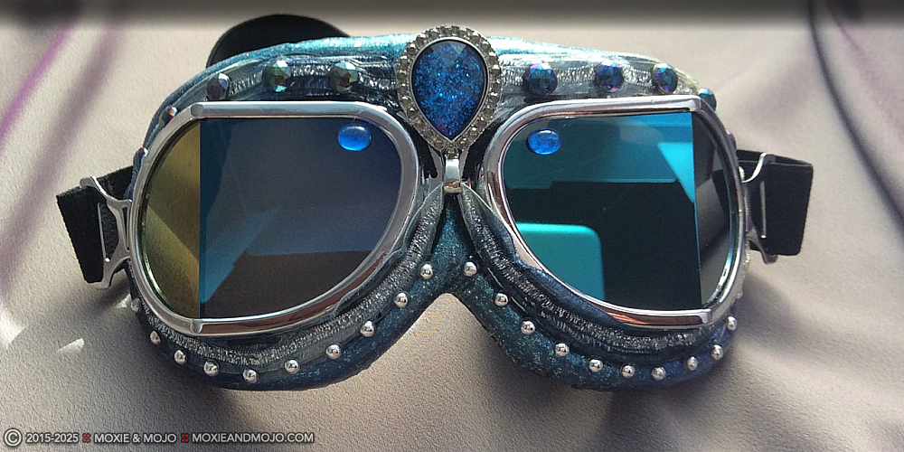 Moxie & Mojo  :: Bejeweled