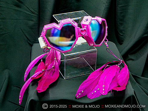 Moxie and Mojo Haute Pink Goggles