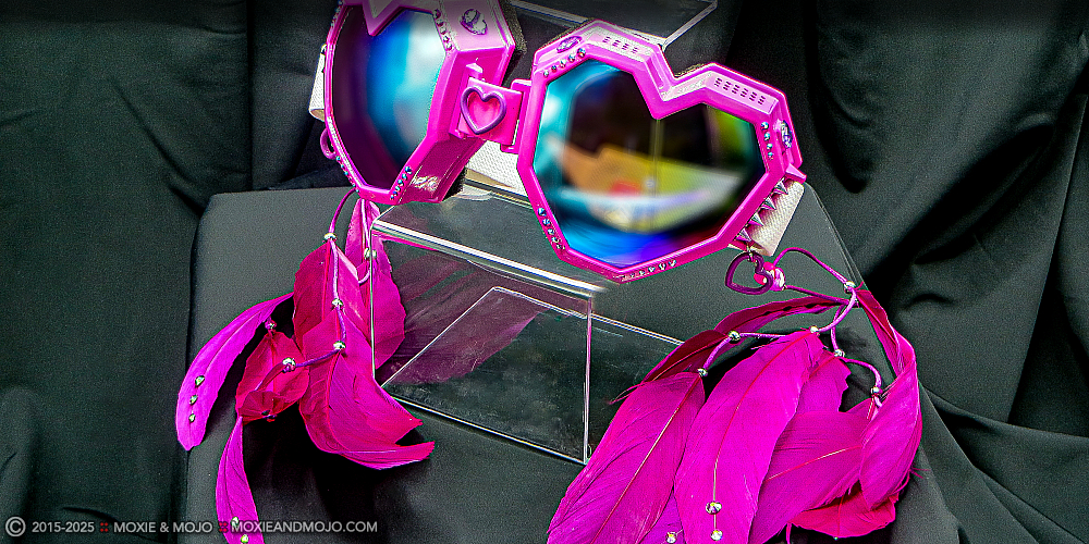 Moxie & Mojo  :: Haute Pink