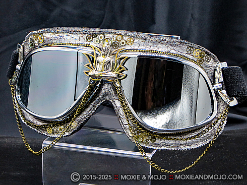 Moxie and Mojo Timekeeper Goggles