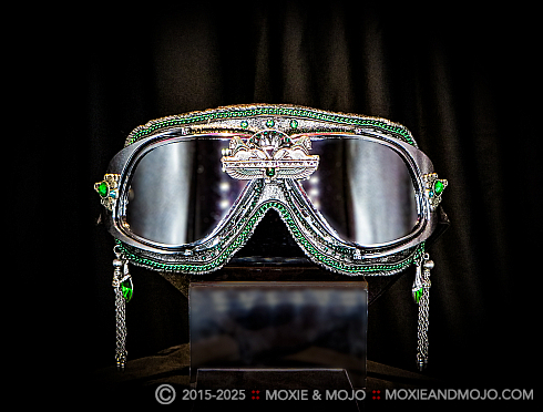 Moxie and Mojo I Sphinx You Look Great Goggles