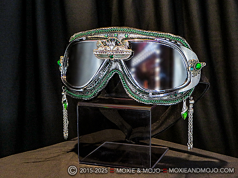 Moxie and Mojo I Sphinx You Look Great Goggles