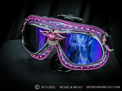 Moxie and Mojo Sweet Love Goggles