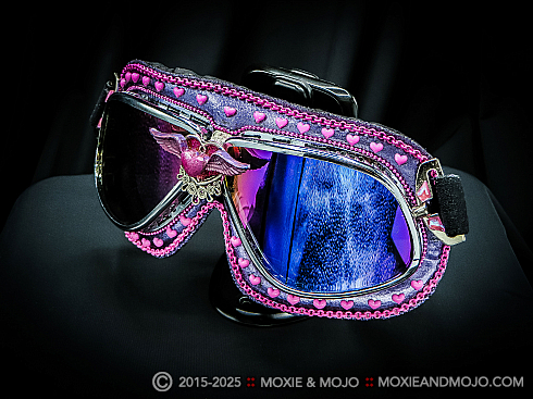 Moxie and Mojo Sweet Love Goggles