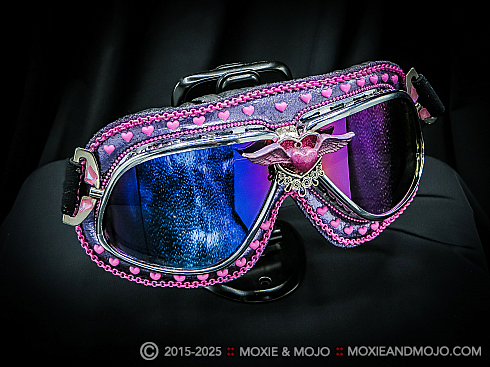 Moxie and Mojo Sweet Love Goggles