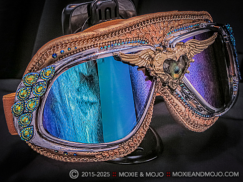Moxie and Mojo Peacock Love Goggles