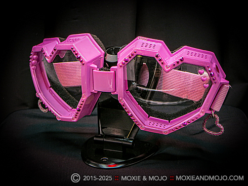 Moxie and Mojo Clearly, Its Love Goggles