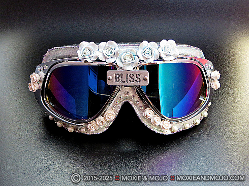 Moxie and Mojo Pure Bliss Goggles