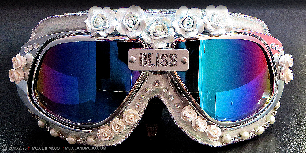 Moxie & Mojo  :: Pure Bliss