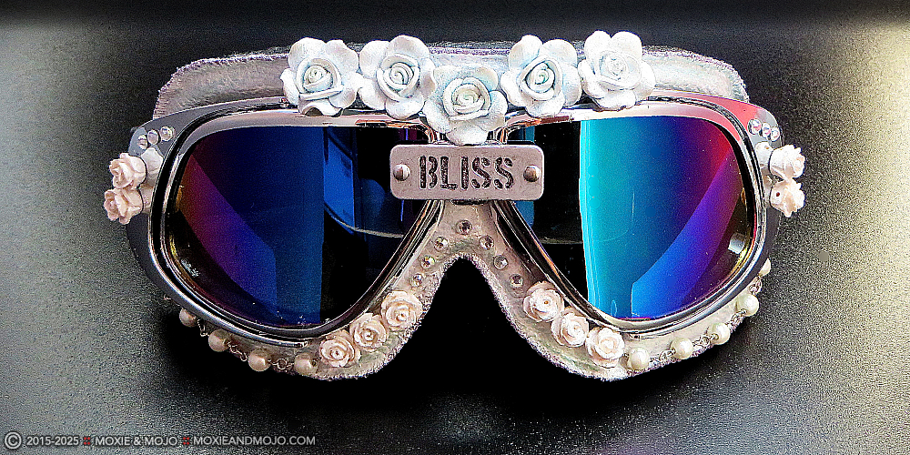 Moxie & Mojo  :: Pure Bliss