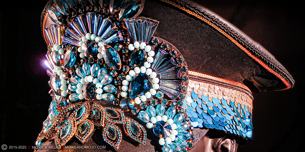 Moxie & Mojo  :: Blutiful