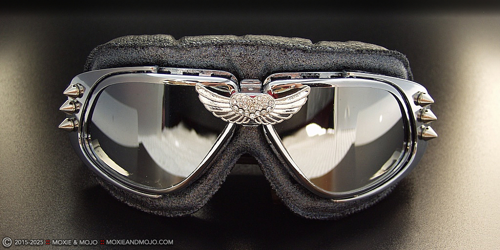 Moxie & Mojo  :: Silver & Spikes