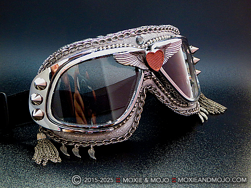 Moxie and Mojo Kiss the Sky Goggles