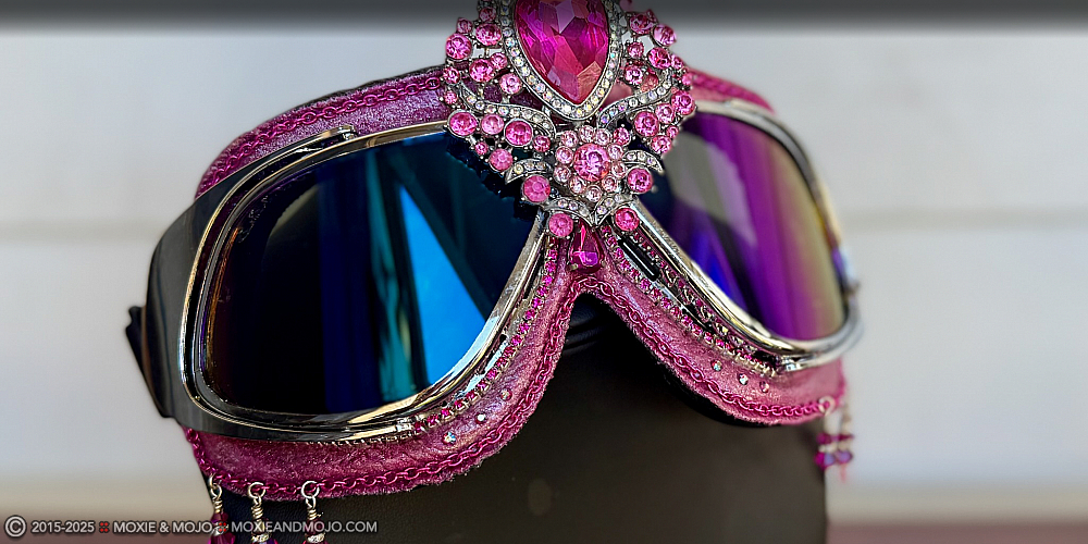 Moxie & Mojo  :: Pink Glamour