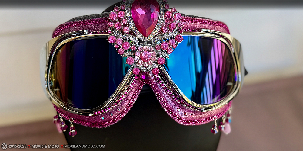 Moxie & Mojo  :: Pink Glamour