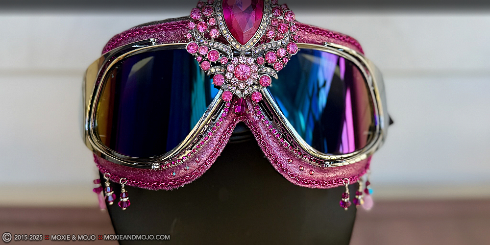 Moxie & Mojo  :: Pink Glamour