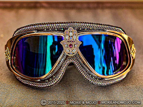 Moxie and Mojo Hamsa in Rose Gold Goggles