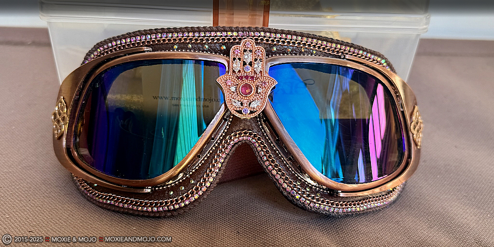 Moxie & Mojo  :: Hamsa in Rose Gold
