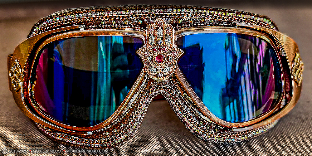 Moxie & Mojo  :: Hamsa in Rose Gold