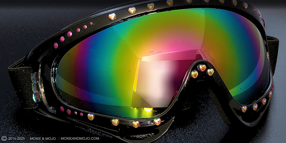 Moxie & Mojo  :: Technicolor Love