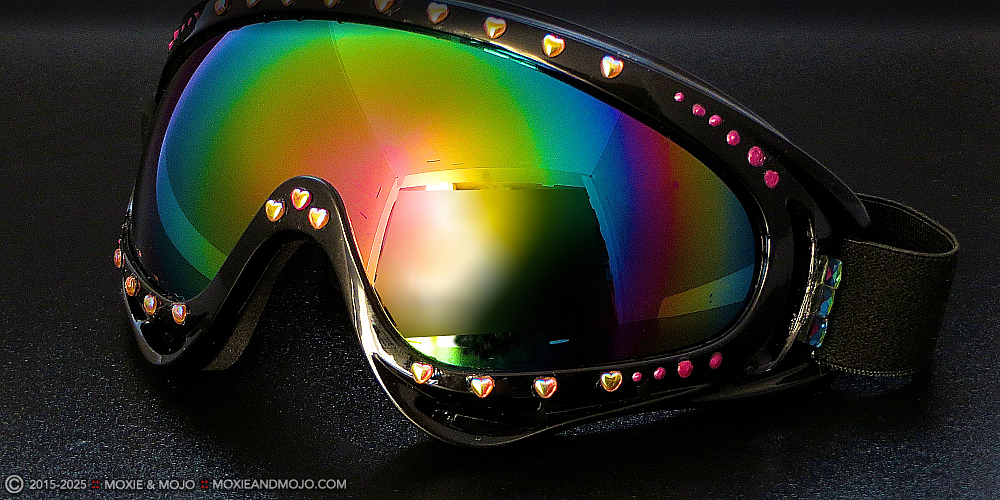 Moxie & Mojo  :: Technicolor Love