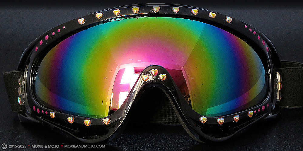 Moxie & Mojo  :: Technicolor Love