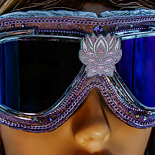 Moxie and Mojo Lotus Shining Goggles