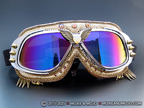 Moxie and Mojo Heart of Gold Goggles