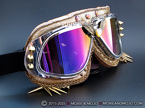 Moxie and Mojo Heart of Gold Goggles