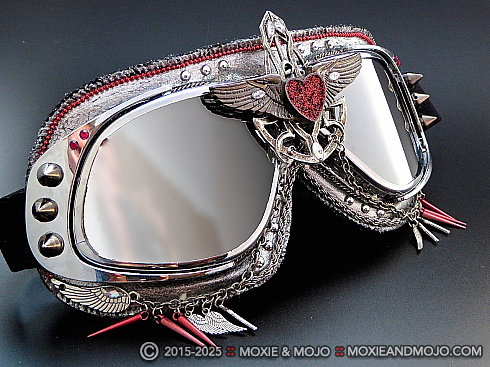 Moxie and Mojo Brave Heart Goggles