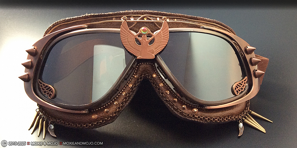 Moxie & Mojo  :: Copper Isis