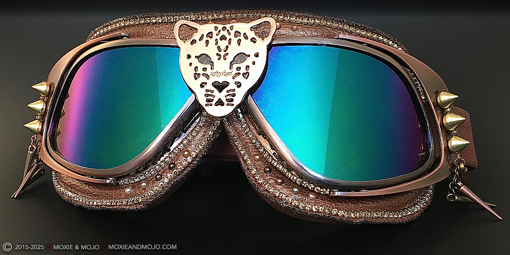 Moxie & Mojo  :: Leopard Vision