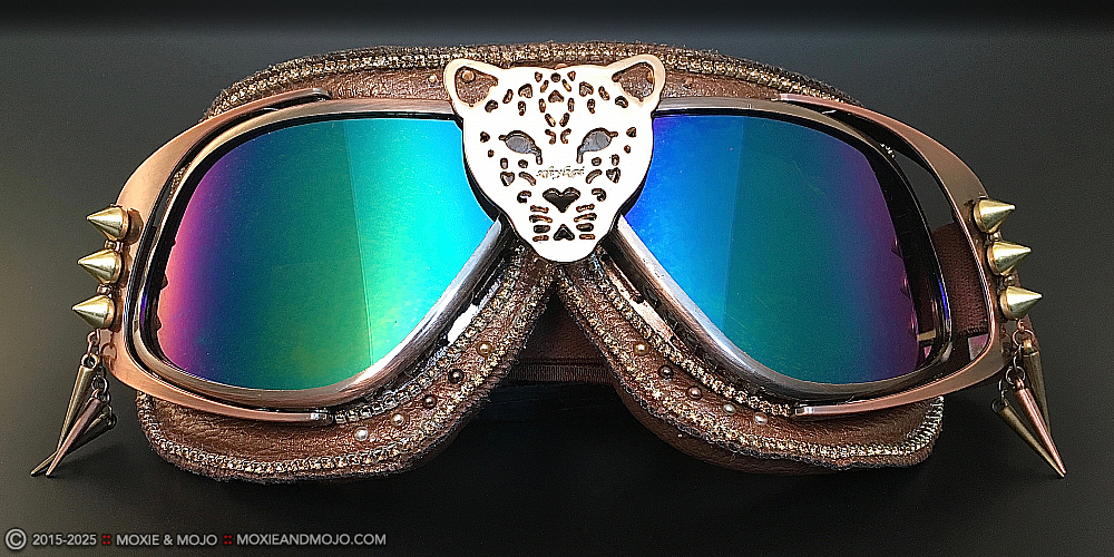 Moxie & Mojo  :: Leopard Vision