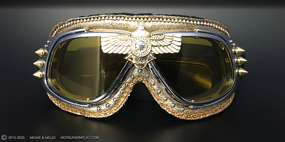 Moxie & Mojo  :: The Mystical Scarab