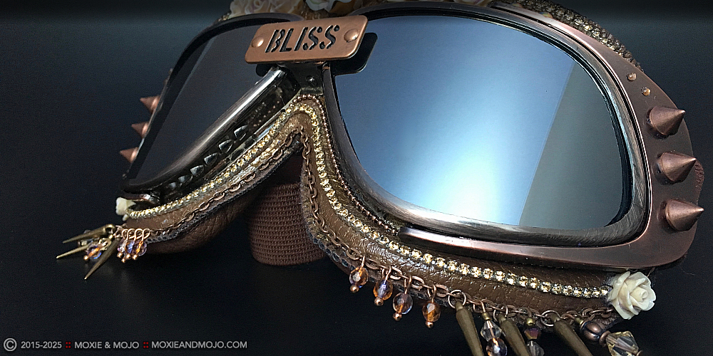 Moxie & Mojo  :: Desert Rose