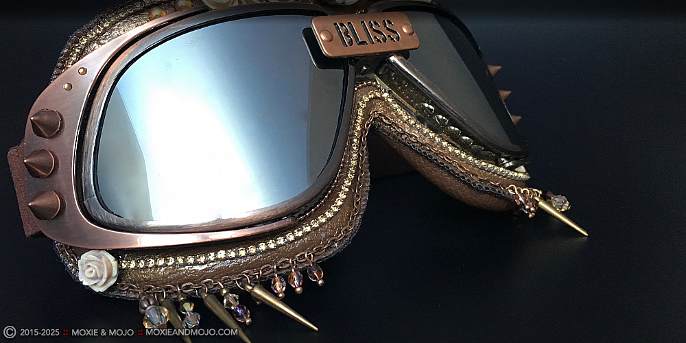 Moxie & Mojo  :: Desert Rose