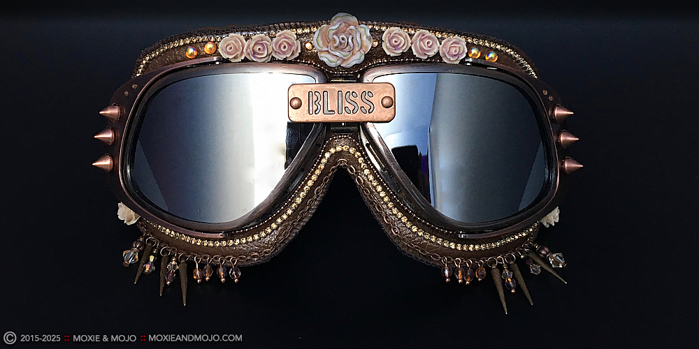 Moxie & Mojo  :: Desert Rose