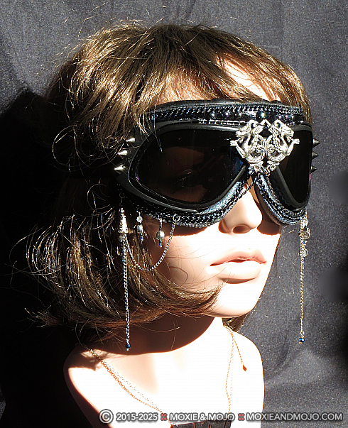 Moxie and Mojo Two Dragons Goggles